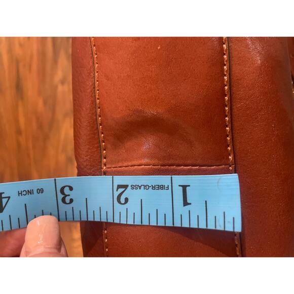 FRYE Messenger Crossbody Purse Bag Cognac Leather Top Zip - Picture 8 of 9